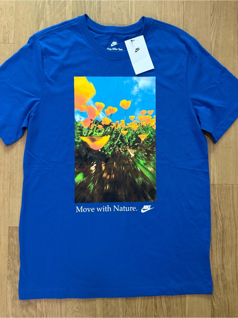 Nike Men’s Royal Blue 'Move with Nature' Graphic Tee
